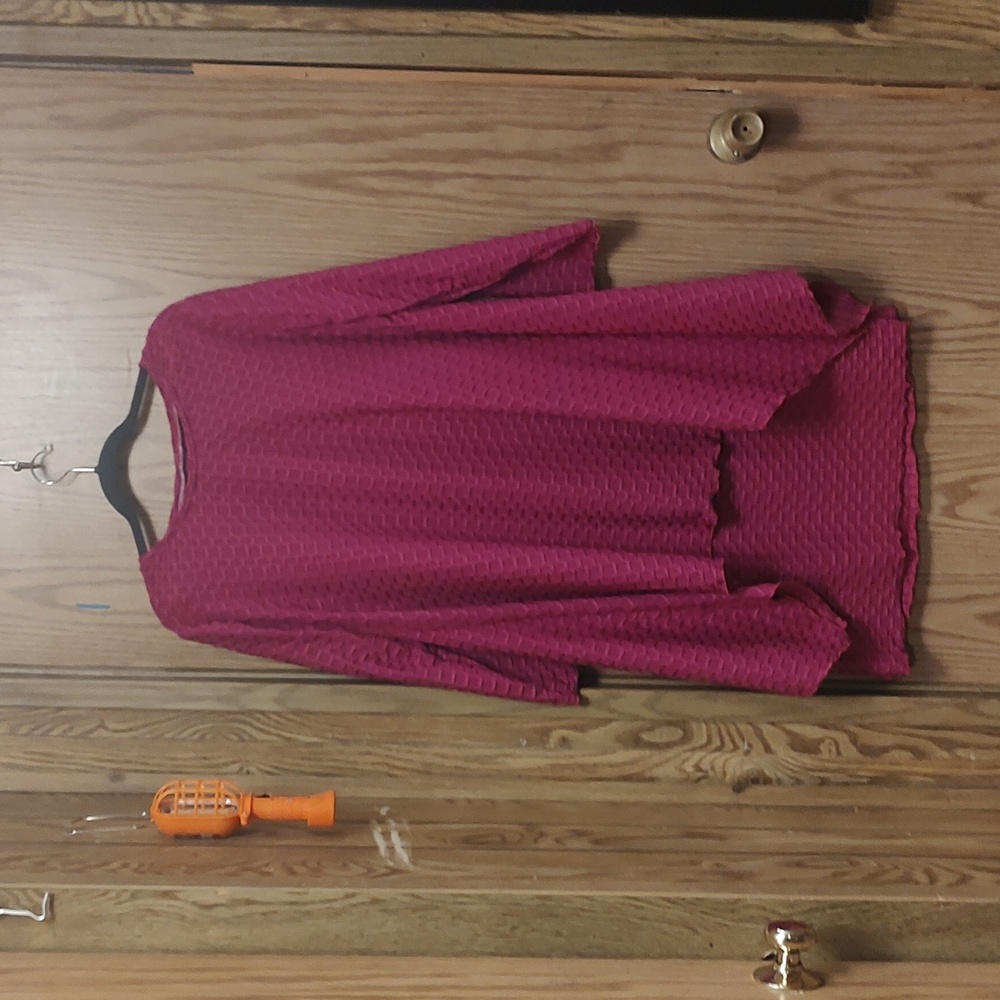 Honeycomb Outfit - Picture 4 of 9